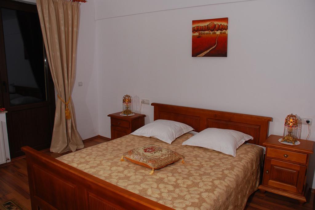 Pension Onelia Bed & Breakfast Girda de Sus Bilik gambar